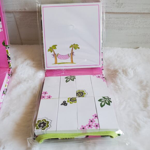 Vera Bradley Note Pads - Picture 4 of 6